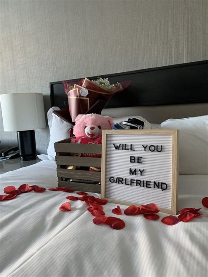 Creative Ideas To Ask "Will You Be My Girlfriend?"