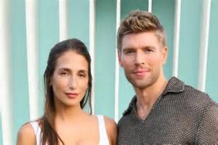 Exploring Okivia Cooke's Relationship: Who Is Her Boyfriend?