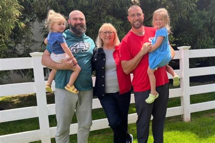 Exploring The Family Life Of Michael Keaton: Does He Have Children?