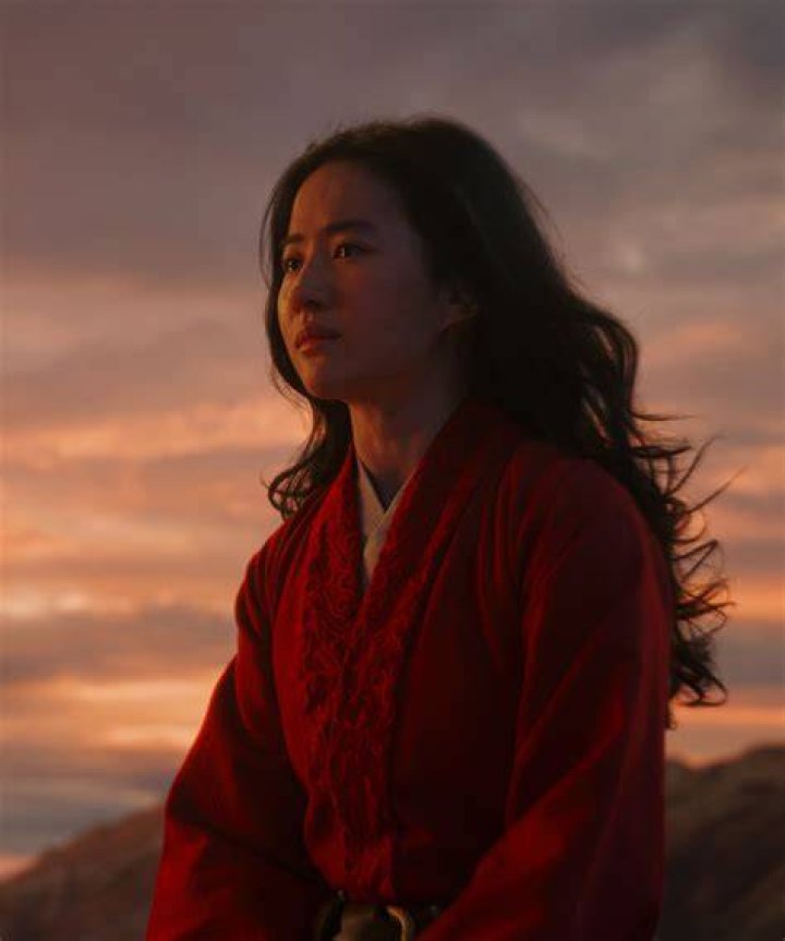 Liu Yifei: The Truth Behind The "Fake" Persona