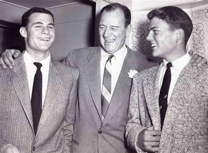 The Ultimate Guide To John Wayne's Kids: Meet His Seven Children