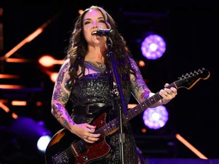 Unveiling The Age Of Ashley McBryde: How Old Is This Rising Star?