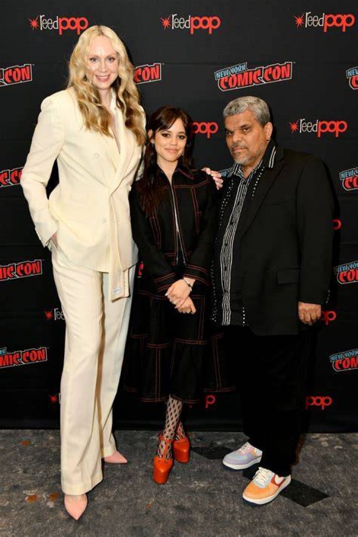 Unveiling The Height Of Tyla: How Tall Is She In Feet?