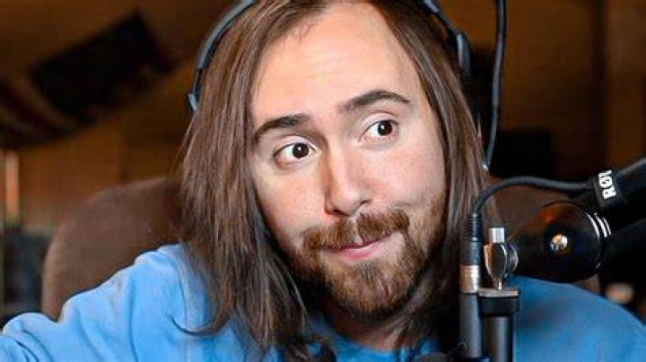 Unveiling The Mystery Of Asmongold's Height