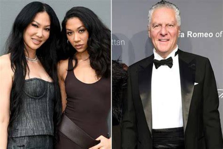 Who Are The Parents Of Fashion Icon Kimora Lee Simmons?